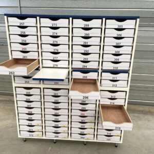 Meuble de laboratoire 32 tiroirs