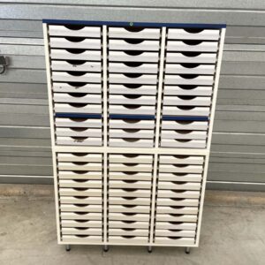 Meuble de laboratoire 33 tiroirs