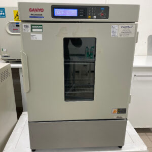 Incubateur SANYO MIR-154